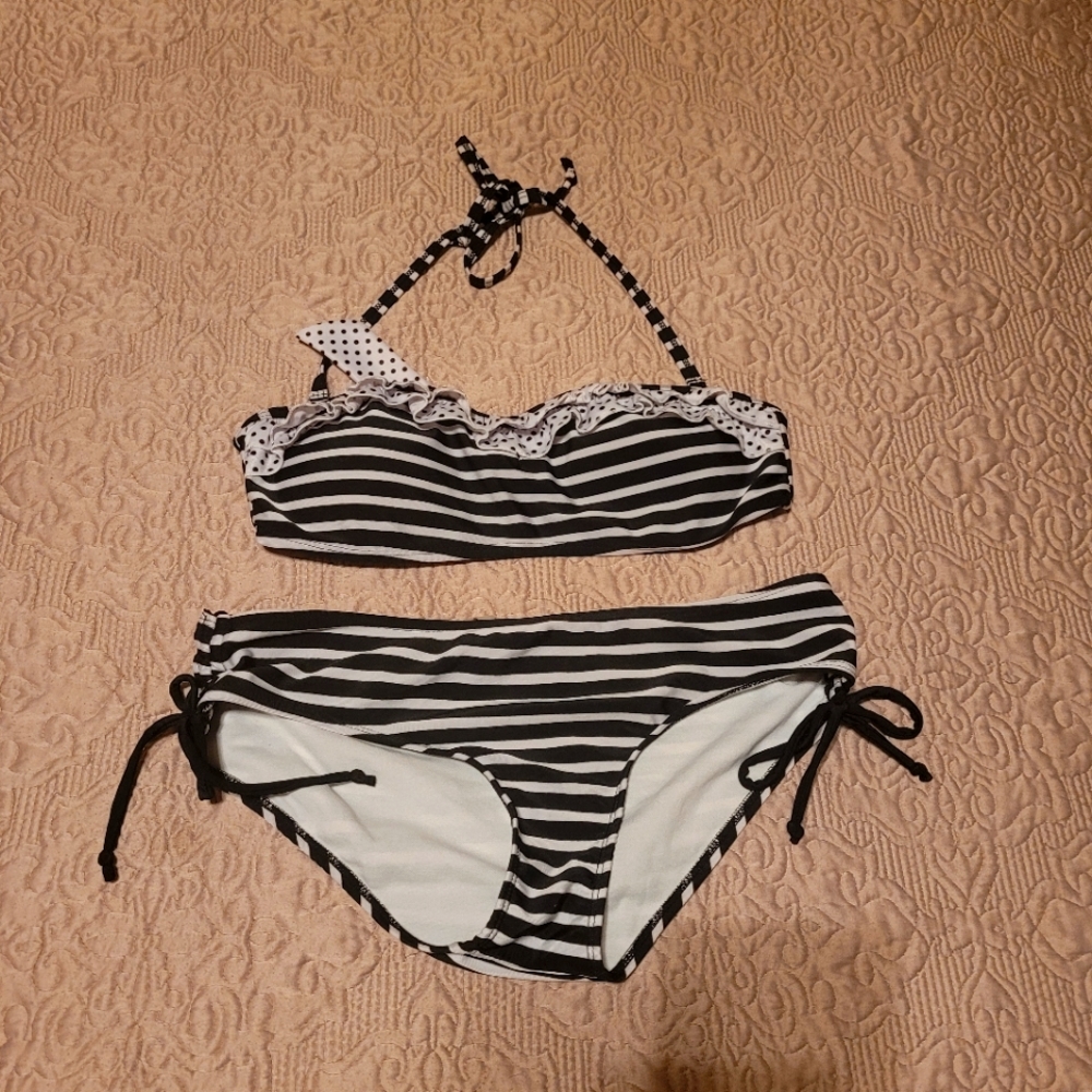 Hot kiss, bikini swimsuit